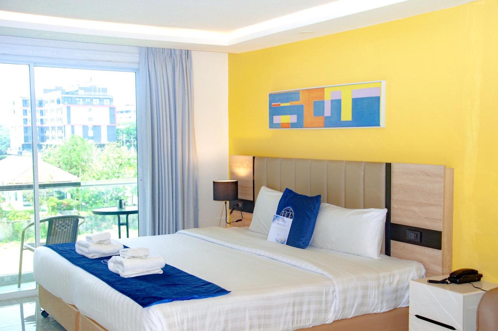 Ht9 Hotel Haat Jomtien Eksteriør bilde