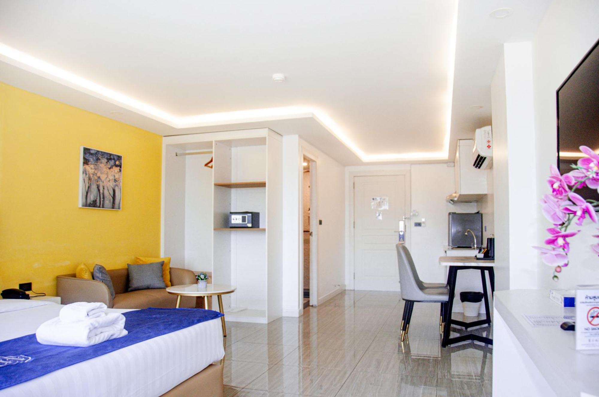 Ht9 Hotel Haat Jomtien Eksteriør bilde