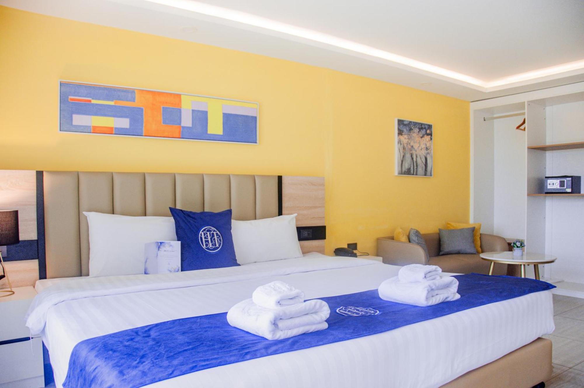 Ht9 Hotel Haat Jomtien Eksteriør bilde