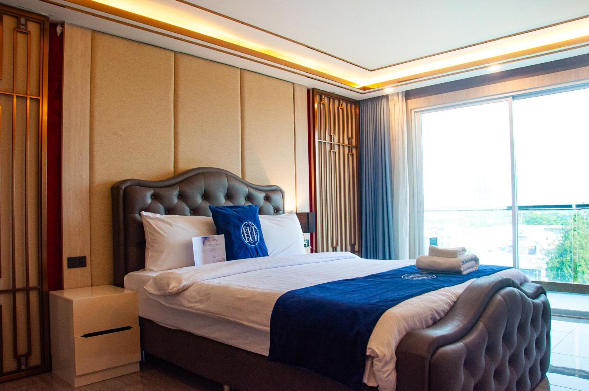 Ht9 Hotel Haat Jomtien Eksteriør bilde
