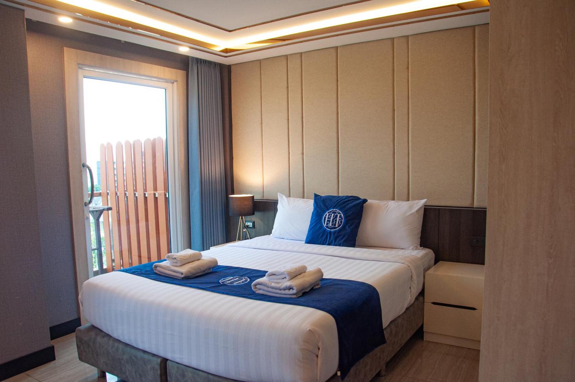 Ht9 Hotel Haat Jomtien Eksteriør bilde