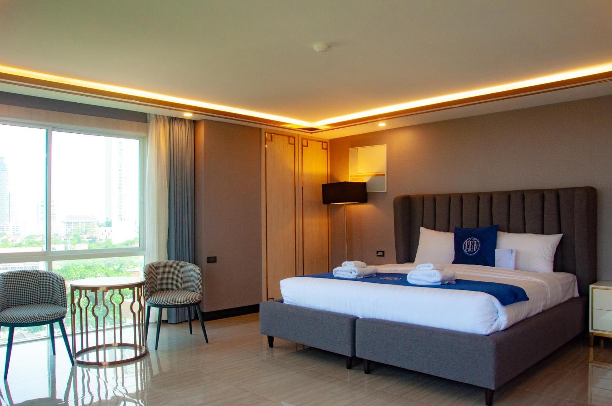 Ht9 Hotel Haat Jomtien Eksteriør bilde