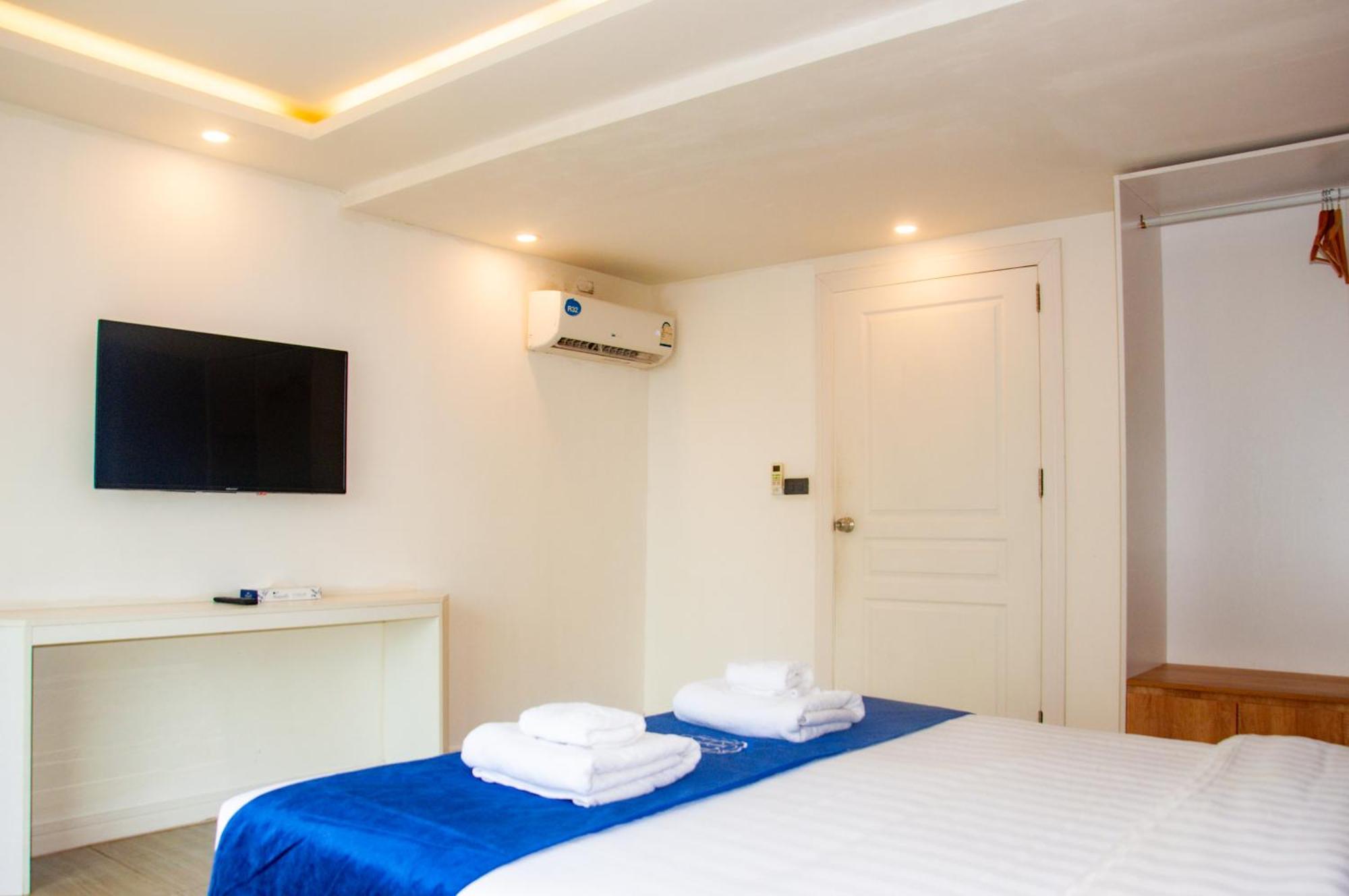Ht9 Hotel Haat Jomtien Eksteriør bilde