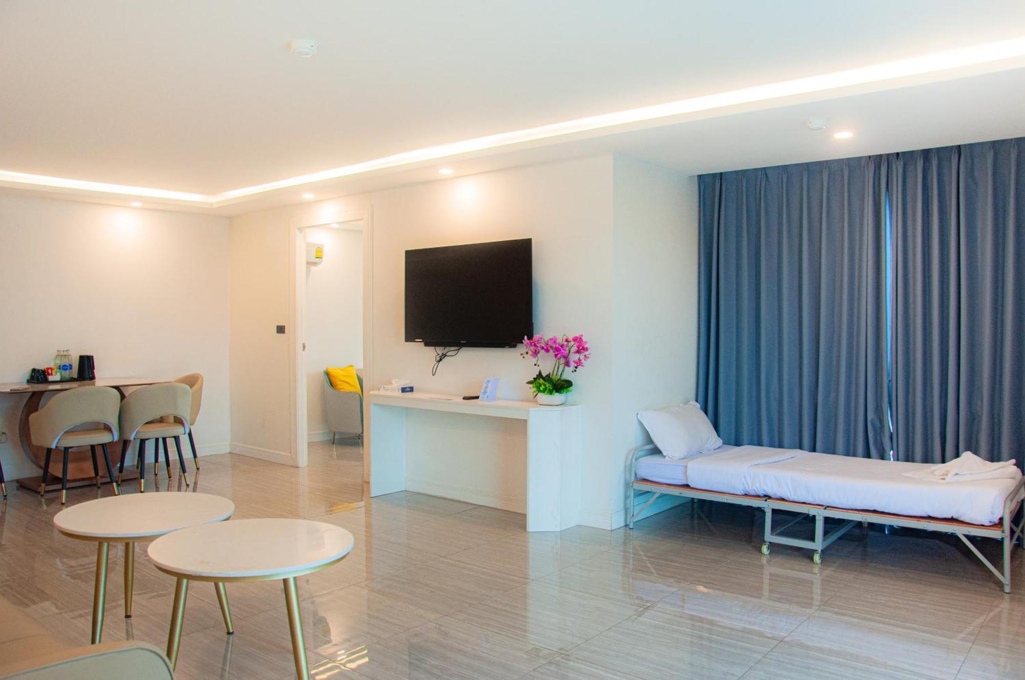 Ht9 Hotel Haat Jomtien Eksteriør bilde