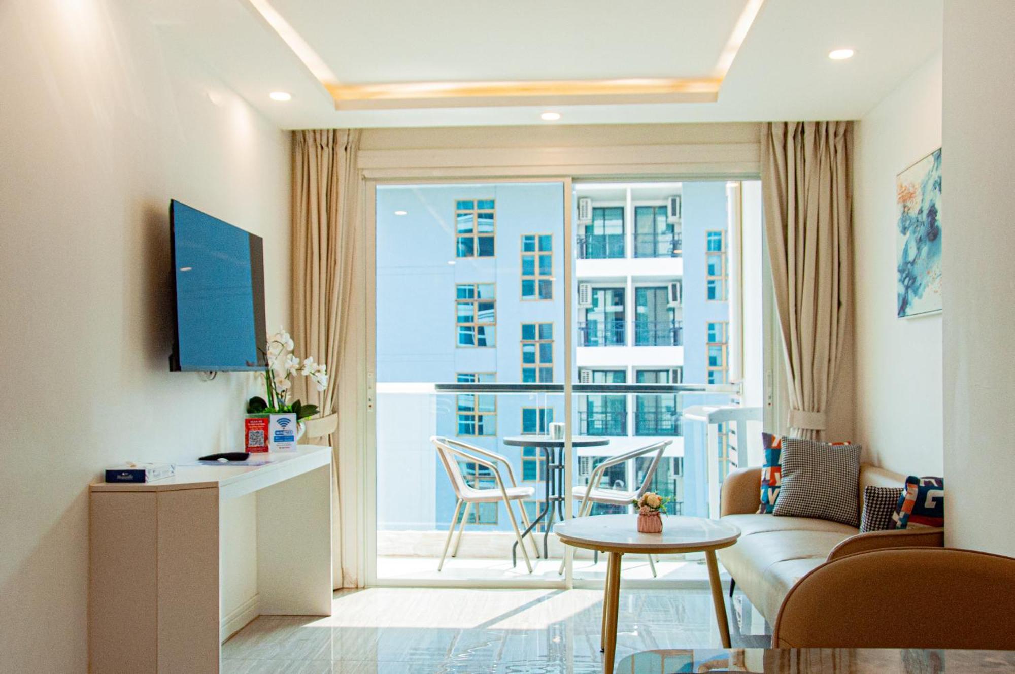 Ht9 Hotel Haat Jomtien Eksteriør bilde